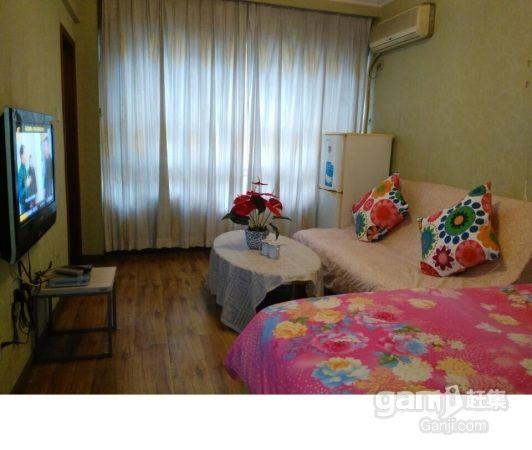 成都68乐佳短租公寓 Чънду Екстериор снимка